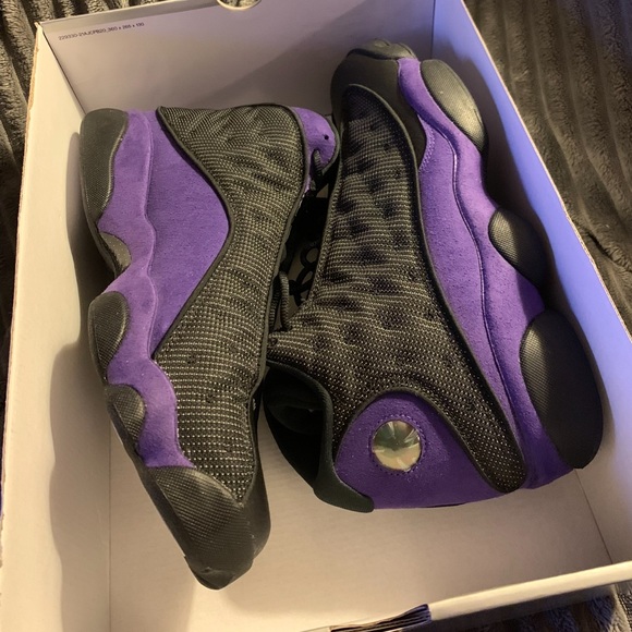 Air Jordan 13 Retro
Men's Shoes
Black/White/Court Purple
Size 12 - Picture 1 of 5